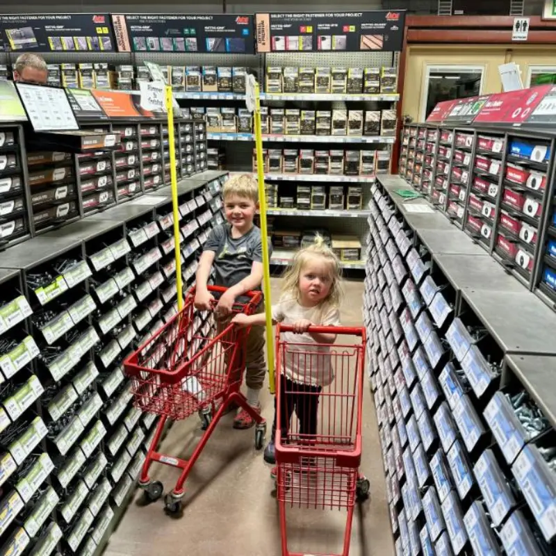 Valley Ace Hardware Children shopping